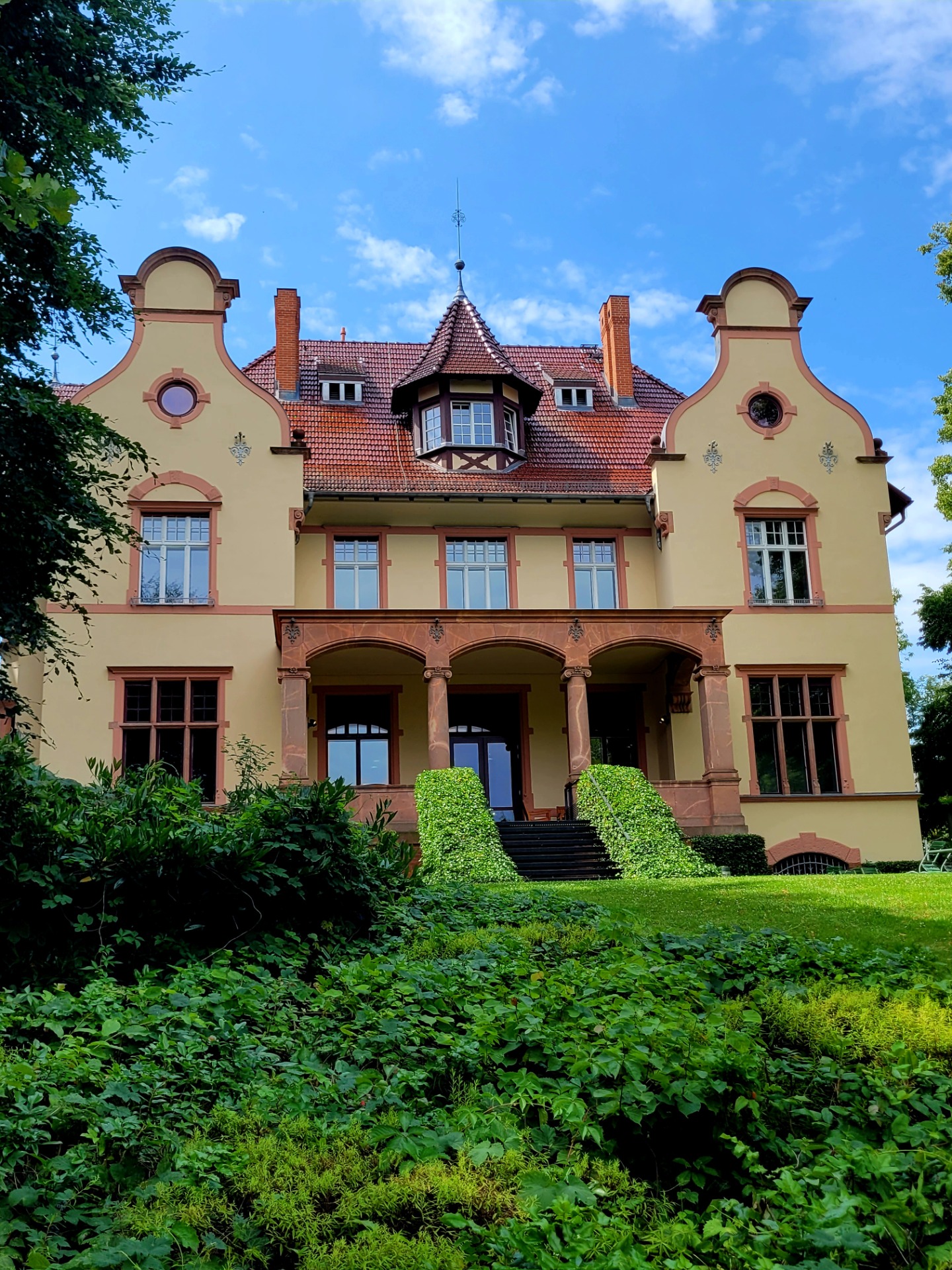 Universalismus: Eine neue Potsdamer Konferenz für eine friedliche multipolare Welt