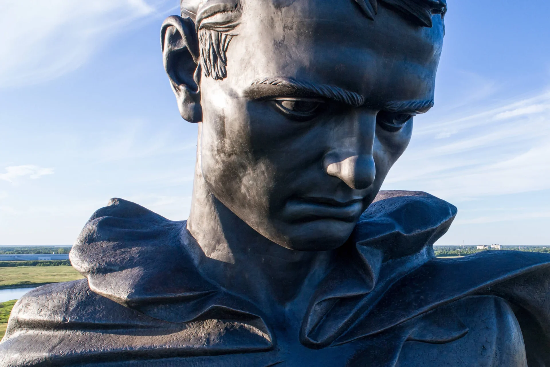 Other Views: Feinde für ewig?